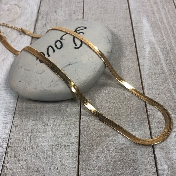 NEW Gold Herringbone Choker Necklace - Picture 2 of 7
